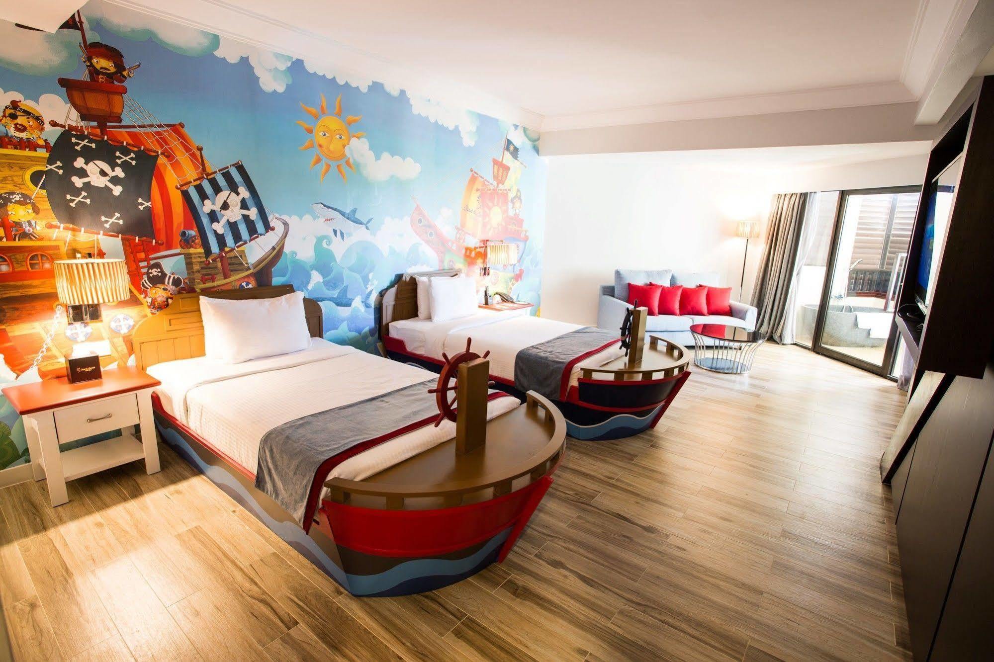 Sand & Sandals Desaru Beach Resort & Spa Exterior foto